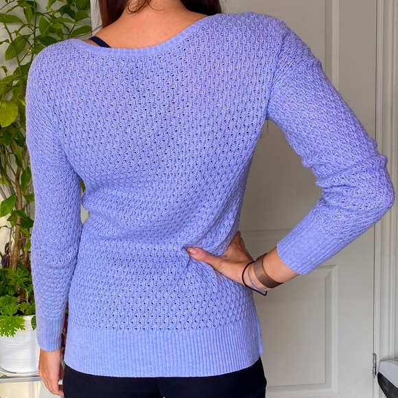 American Eagle outfitters purple lilac V-neck knit sweater Long sleeve - Picture 5 of 5